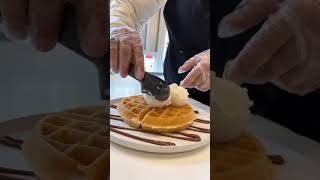 Drip Dessert Lounge In Chicago