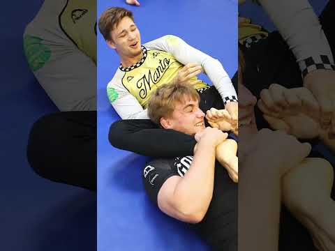 How to escape fully lock triangle  #bjj