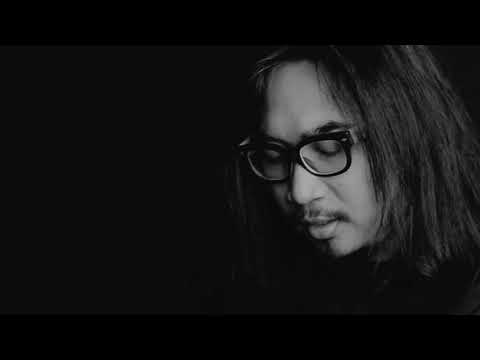 Adhitia Sofyan - Pesan di Balik Awan (Acoustic Folk Pop, Indonesia)