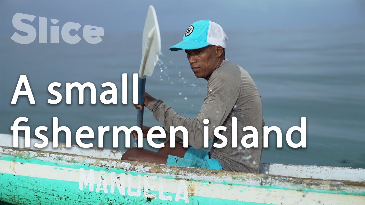Documentary backdrop image for Colombia: Having a simple life on the Santa Cruz del Islote (2021)