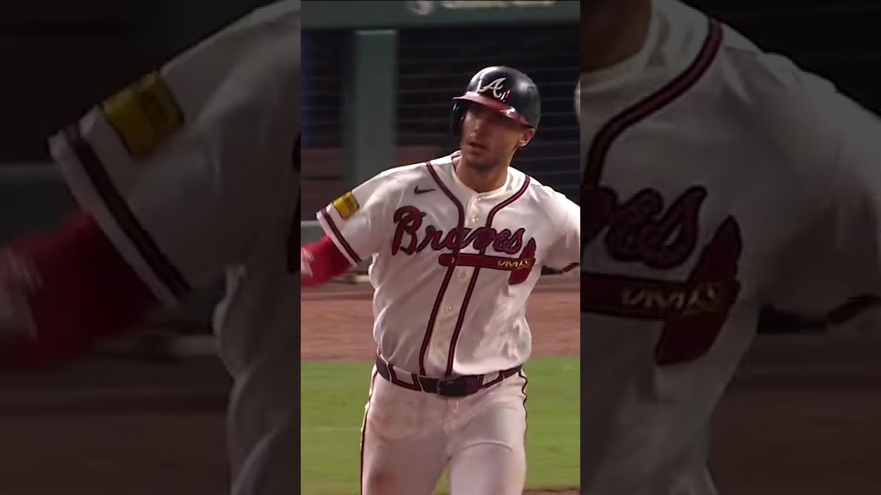 Olson's SECOND HR of the night ties it up 💥