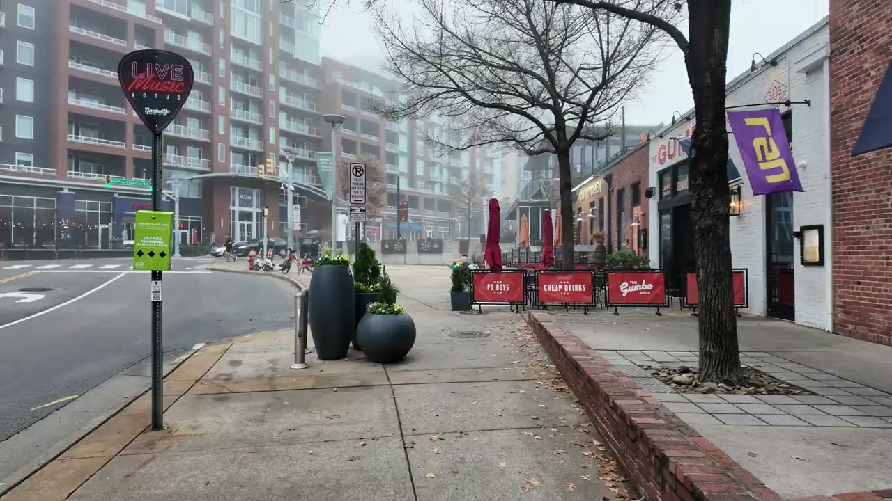 Nashville Fog Walk 🌫️ | The Gulch to Union Station (15 Minutes)