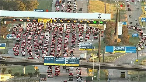 Holiday travelers causing traffic backup at DFW Airport