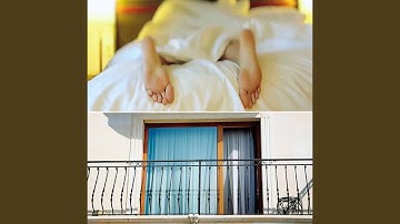 Pulsating Ambiance for Spring Vacay