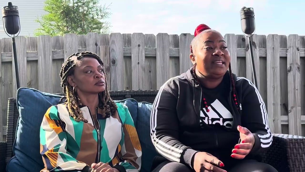 Участники RockSquad Брен МЗ Паркер и Никки Лин рассказывают о сложностях отношений.