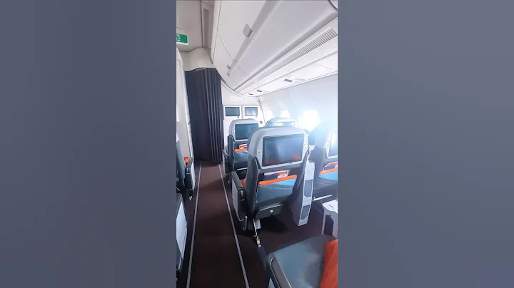 Singapore Airlines - Airbus A350-900 Economy Class, Premium Economy #aviationlovers