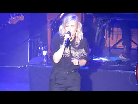 Ilse DeLange World