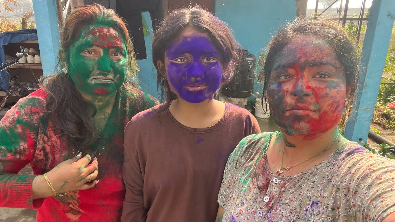 AAJ HOLI KO BIJOK RAMAILO / HAPPY HOLI SATHI HARU 