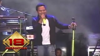 Wali - Cari Berkah (Live Konser Rangkasbitung 2013)