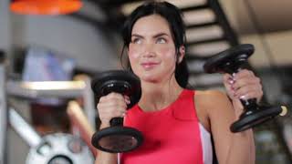 Ariana James - Portada Revista Fit