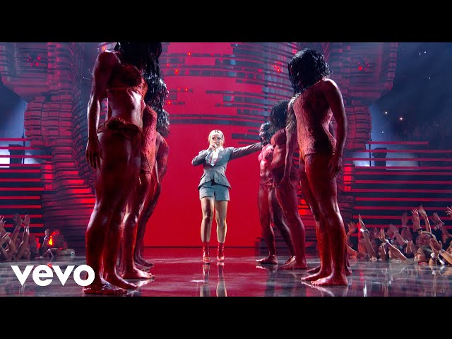 Doja Cat - Attention / Paint The Town Red / Demons (Medley) (2023 MTV VMAs) class=