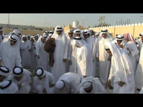 سمو الامير و سمو الامير الوالد يشاركان في تشييع جثمان المغفور له سمو الأمير الأب