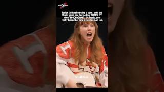 Taylor Swift's Song Practice Turns Into TouchDown 😂 #TaylorSwift #TravisKelce #Swifties #Shorts