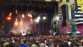 Inhaler by Foals live at Mad Cool Festival 2017