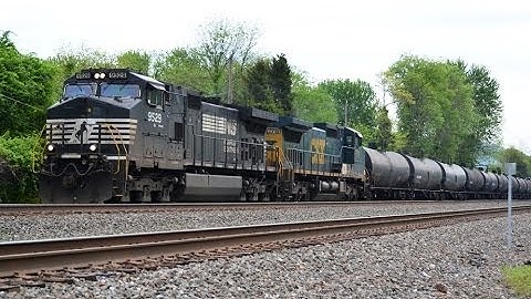 NS M7G manifest with NS - CSX lashup