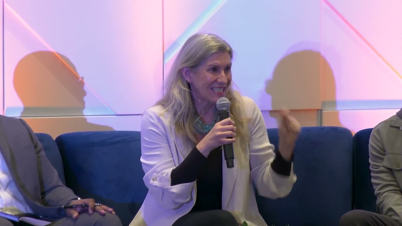 Telling the Stories of Contemporary Crisis