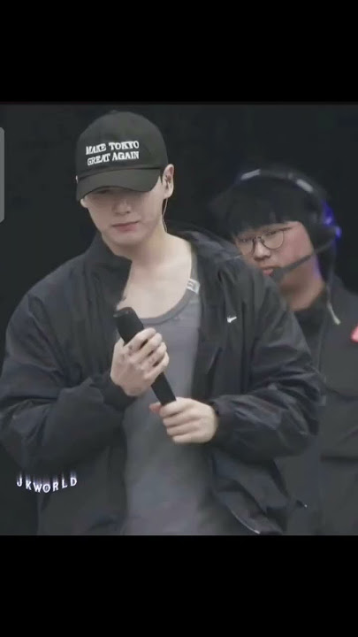 JUNGKOOK and JIN at jhope concert🥺😭 Jungkook will sing today with his hyung 🥺 #jungkook #jin #jhope