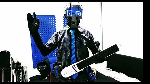 Artiphon INSTRUMENT 1 Unboxing - the Ethernet man (Accidental ASMR).bmp