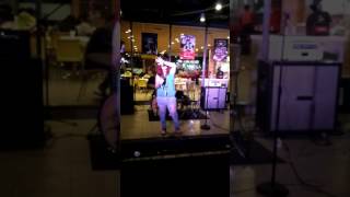 KARIN INK Cover Lagu Risalah Hati - Mahadewi. Performance At McDonald's Joglo