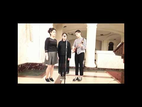 მღერიან მარიამ და ანა აზარიაშვილები, ელენე წოწკოლაური.