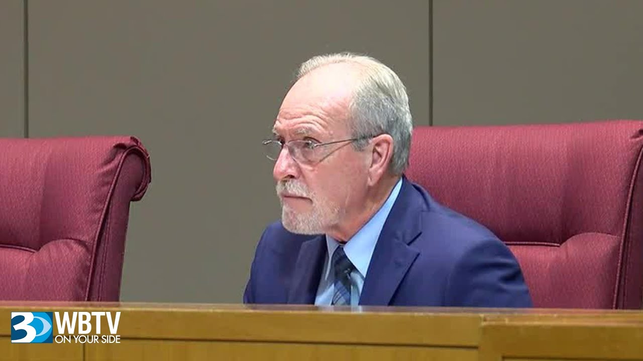 Interim superintendent leaving position early - YouTube