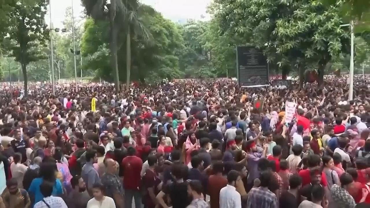 How a young generation in Bangladesh forced out their leader - YouTube