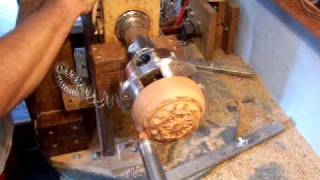 Woodturning  Taxus Ornamental turning (3)  Piezas  con rose engine