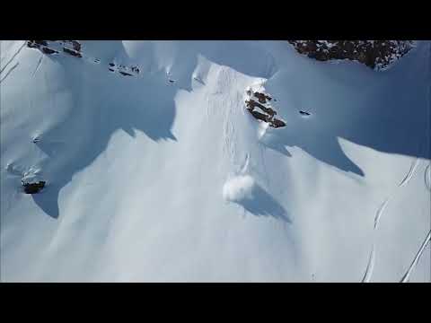 Big cliffs, straightlines and backflips in Jackson Hole Backcountry Skiing