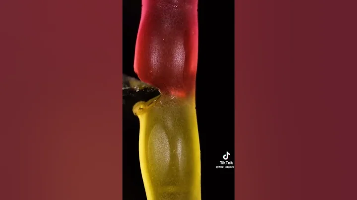 cutting gummy worm with a Bruning hot knife 🔪 sound 😍🤩#shorts #satisfying #asmr #relax