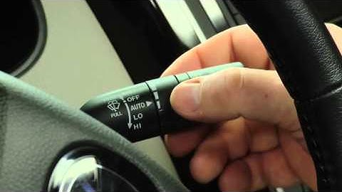 2011 Mazda CX 9 Features   RAIN SENSING WIPERS AND WASHERS