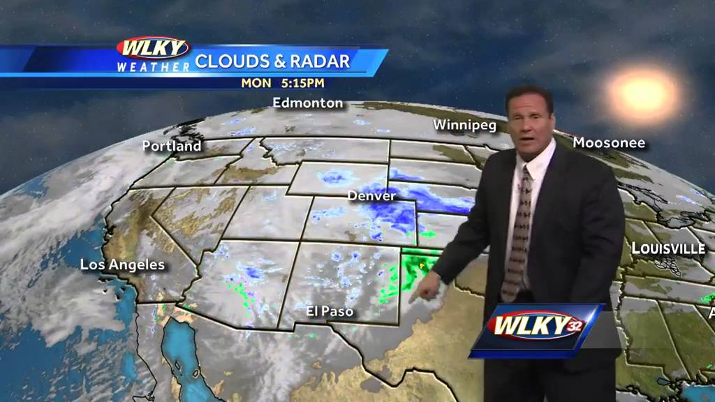 Clear skies and chilly Monday night - YouTube