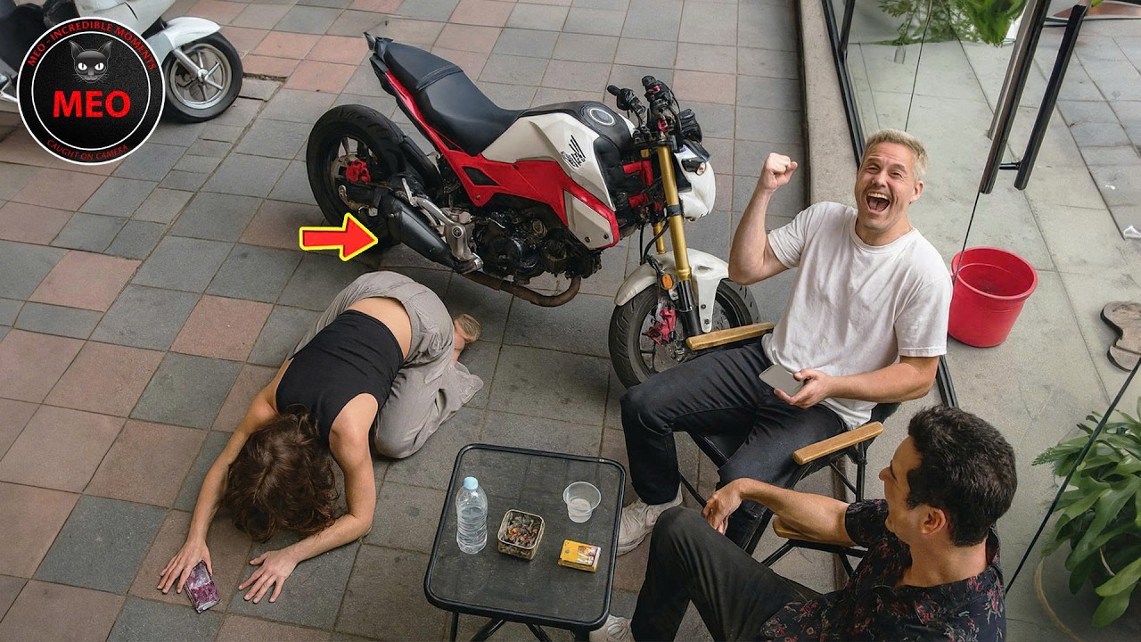 Moments When Things Went Wrong (P125)