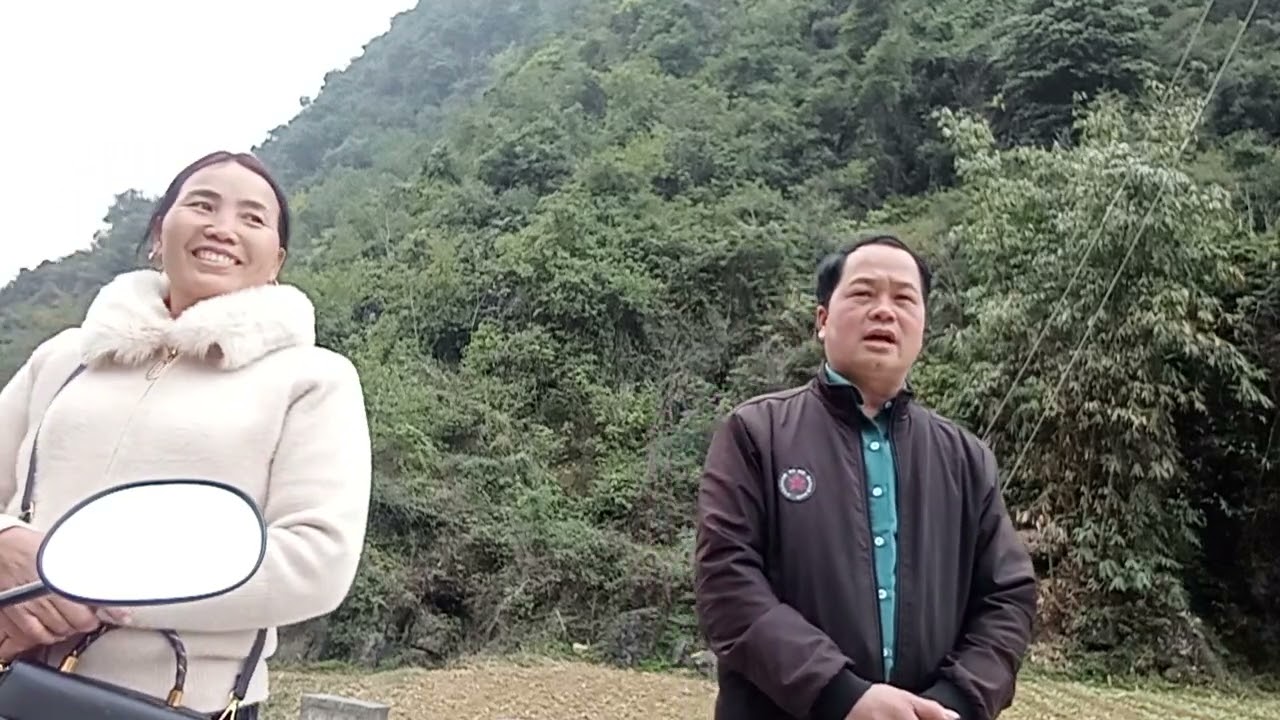 Hoàng ngọ & thẩm tinh gặp nhau hát ở dọc đường phi nong ơi thinh nơ he he 