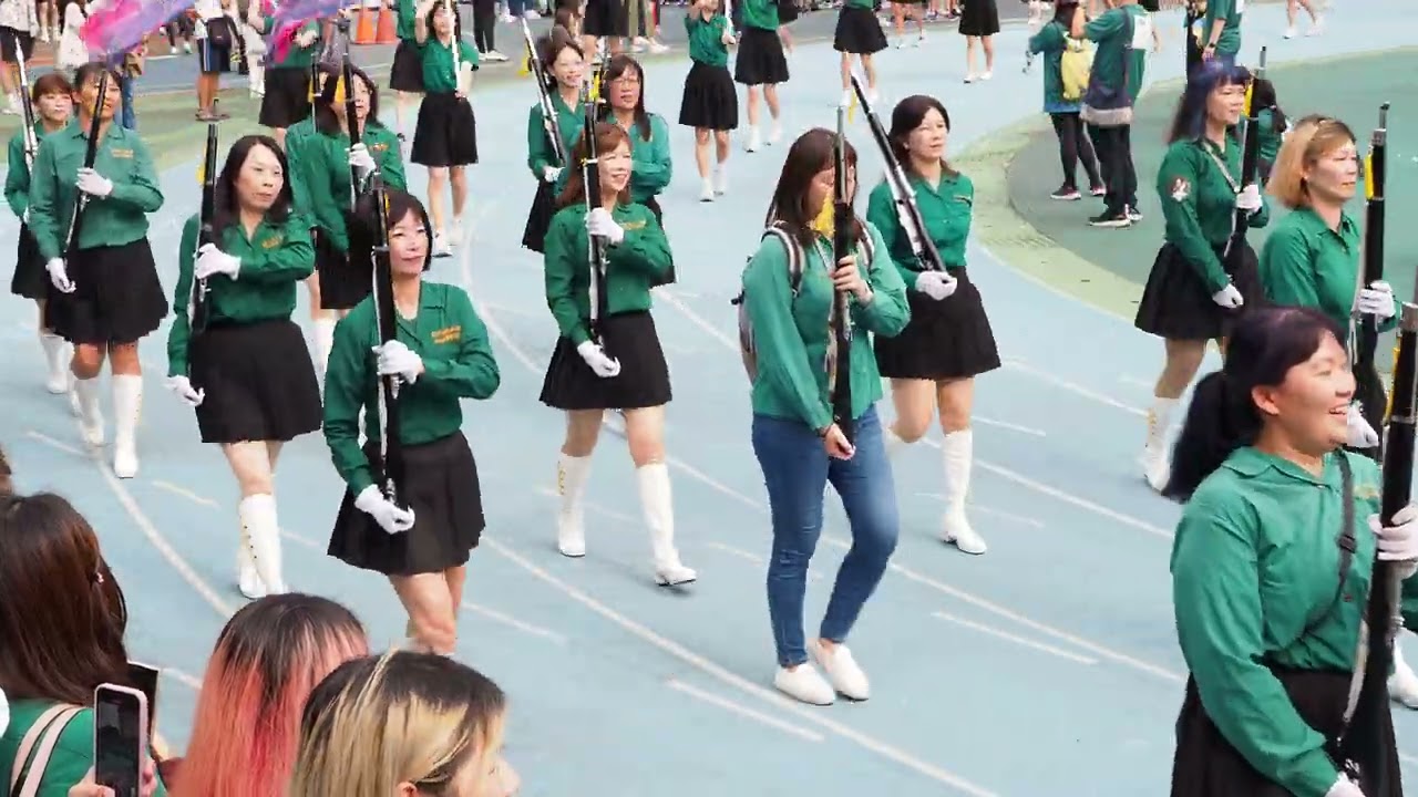 2023.12.09 北一女中樂儀旗快閃遊行