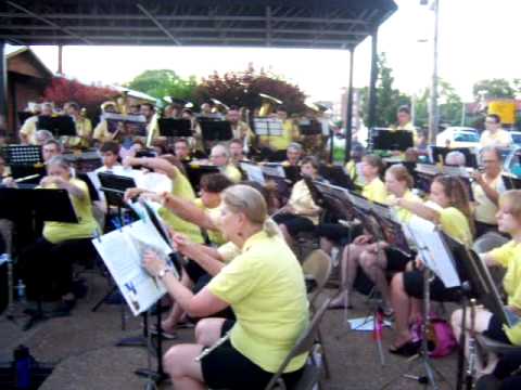 UC Summer Band - On The Mall, Stars n Stripes - Ju...