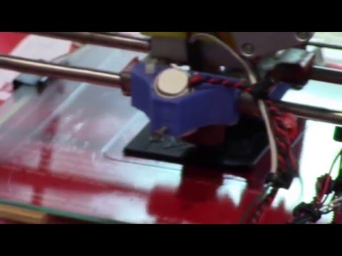 Video: Qual è Il Principio Di Funzionamento Di Una Stampante 3D