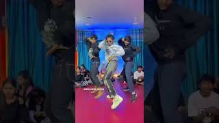 Harmuniya baja ke # song #sanjayaduvanshi #rrd academy class #bhojpuri #dance #shortsfeed