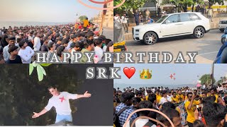 SRK on his 58th birthday outside mannat