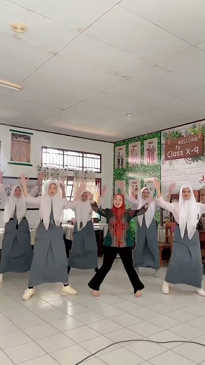 Tabola Bale Dance Trend Ibu Guru dan Siswi - siswinya #shorts