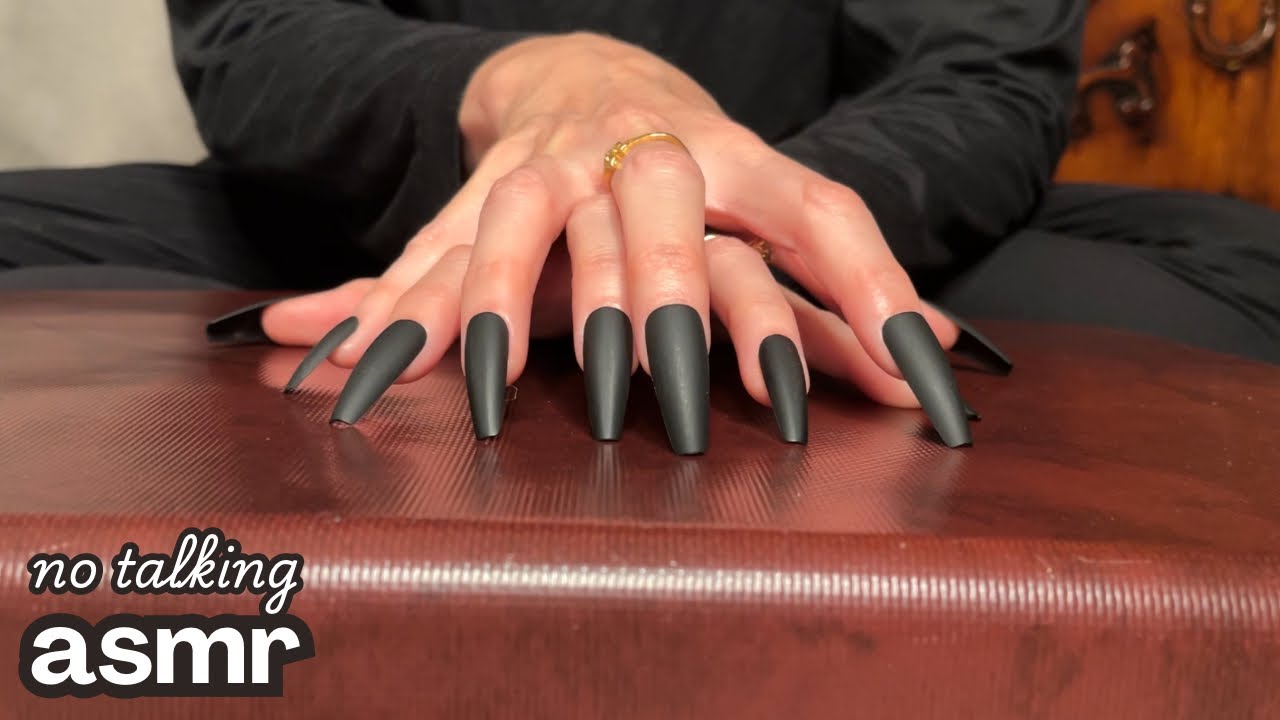 ASMR 💼 ￼Fast & Aggressive Tap/Scratching on Briefcase!!