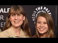 Detalles De La Relación De Bindi Irwin Con Su Madre, Terri