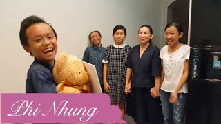 Lễ trao giải của nhà Phi Nhung