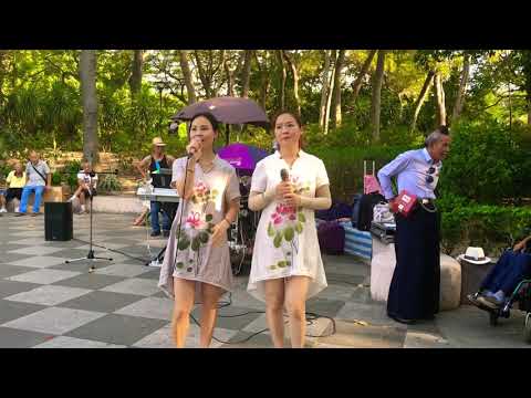 今生有你 双妹唛罗拉小宜 屯门公园表演  旺角菜街艺人singing 2018年6月3日