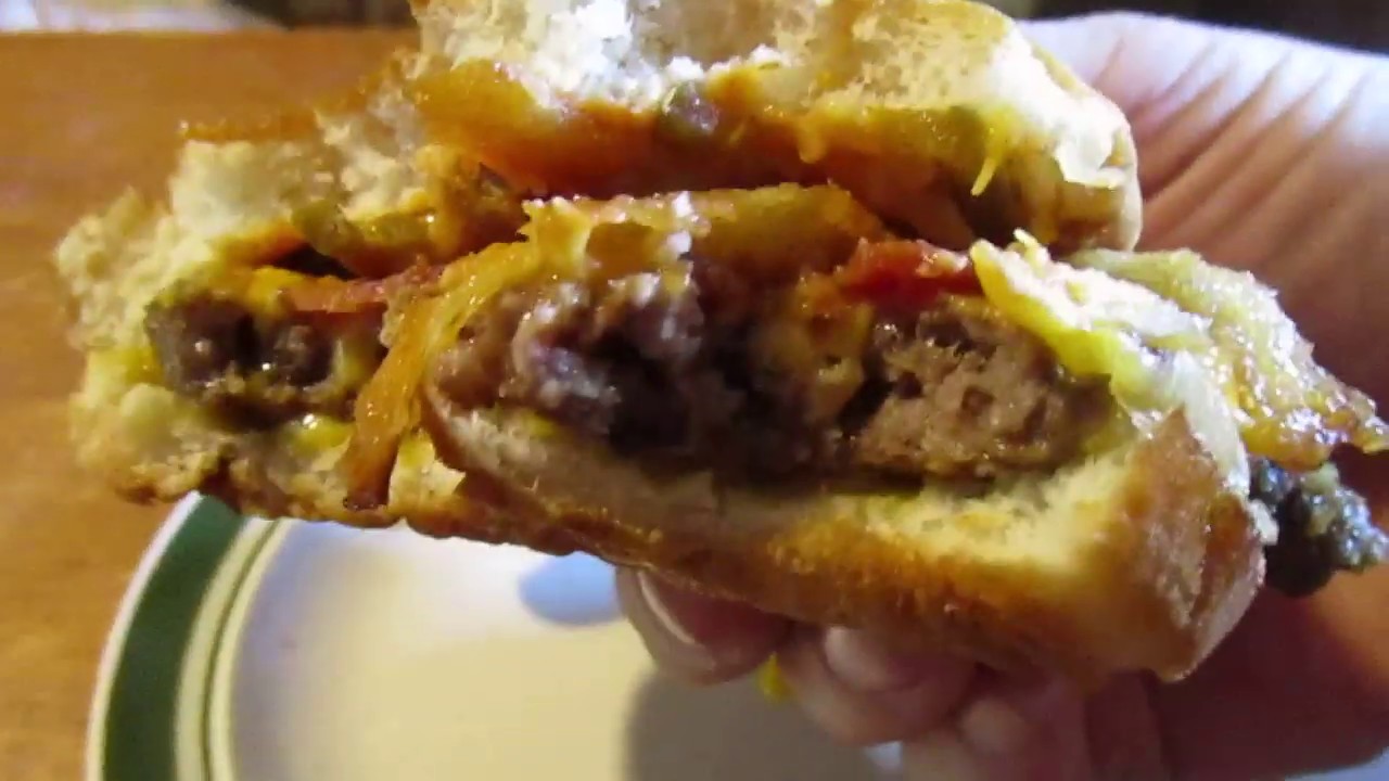 Wendy's Bacon Jalapeno Cheeseburger - YouTube