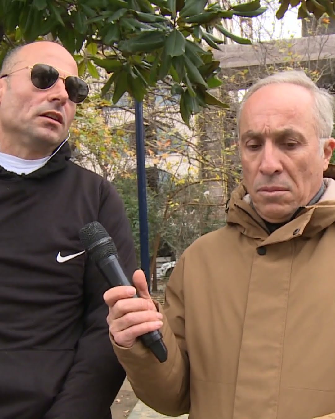 Çfarë do të bënin shqiptarët me 100 milion lëkë? - Fiks Fare