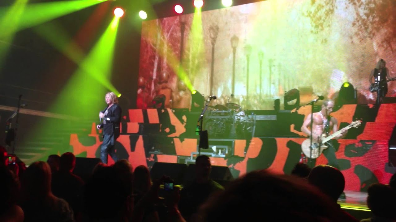 Run Riot - Def Leppard Viva Hysteria 4-3-13 - YouTube