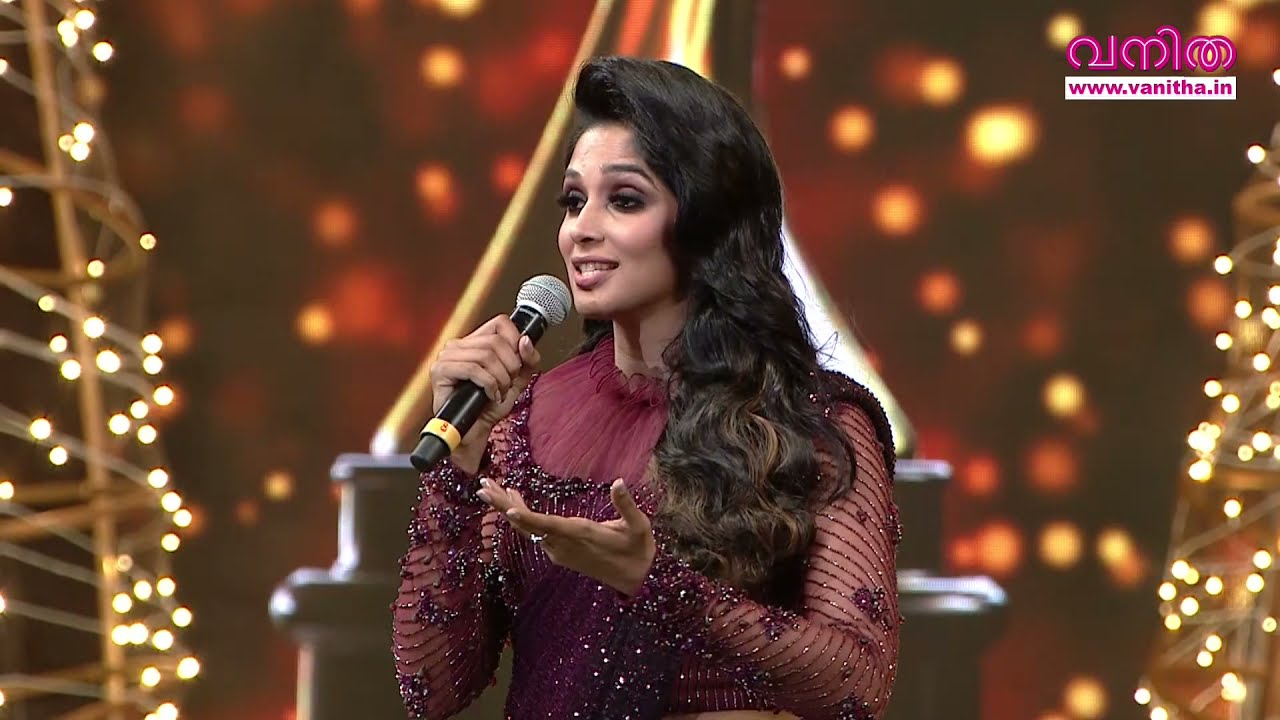 മലയാള മണ്ണിൽ ചുവടുവച്ച് Madhuri Dixit, ഇളകി മറിഞ്ഞ് കൊച്ചി Vanitha Award 2020 Part 24