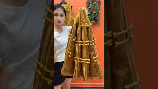 Women’s Winter Fashion | Knitted Color Block Sweater with Tassels | Cozy & Stylish Look