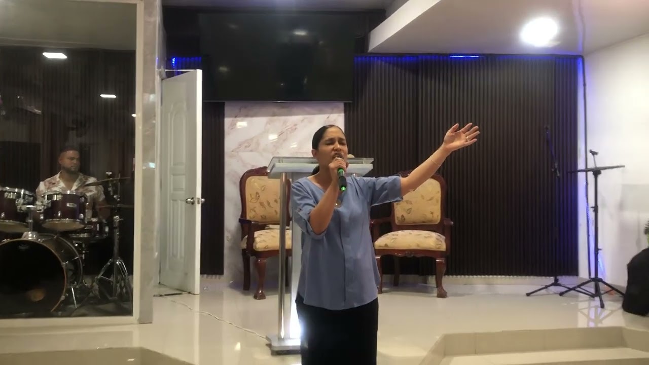 Ana Liriano | no hay nadie como tú.