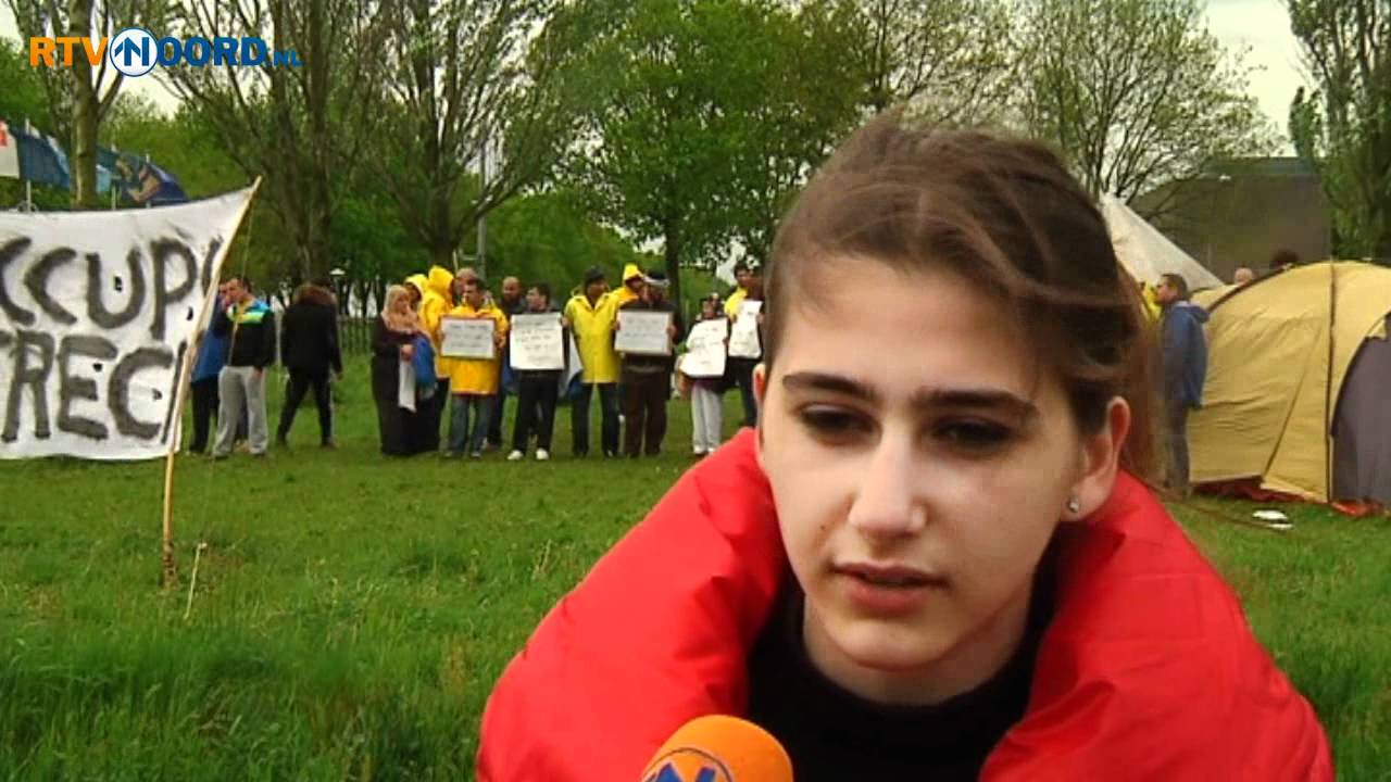 Vlagtwedde plaatst toiletten en vuilnisbakken bij tentenkamp